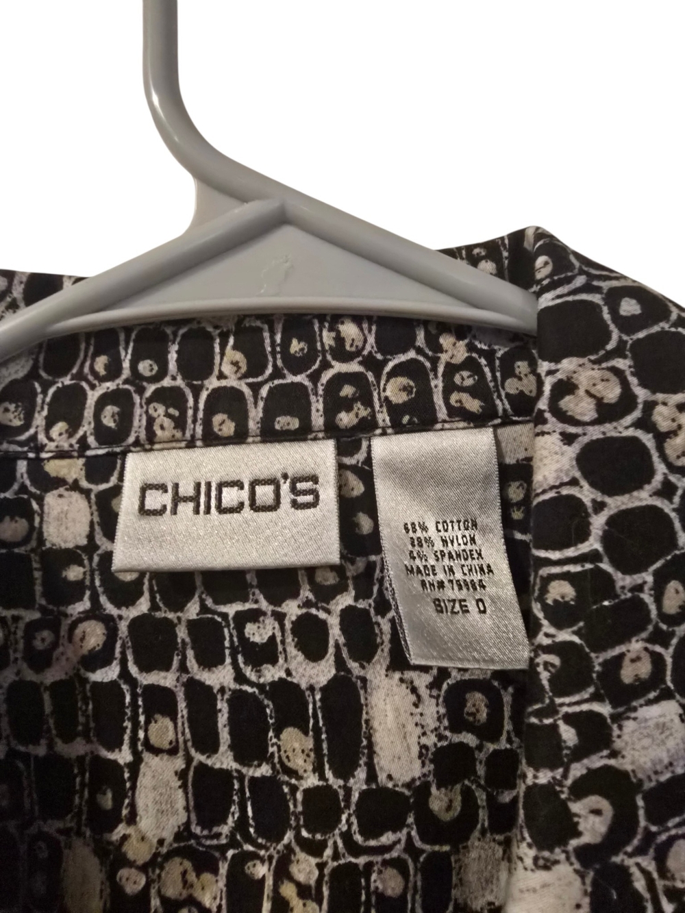 Chico’s Black & Cream Abstract Croc Print Jacket Size 0 - Picture 5 of 5